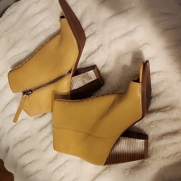 NINE WEST Open toe booties - Picture 4 of 7
